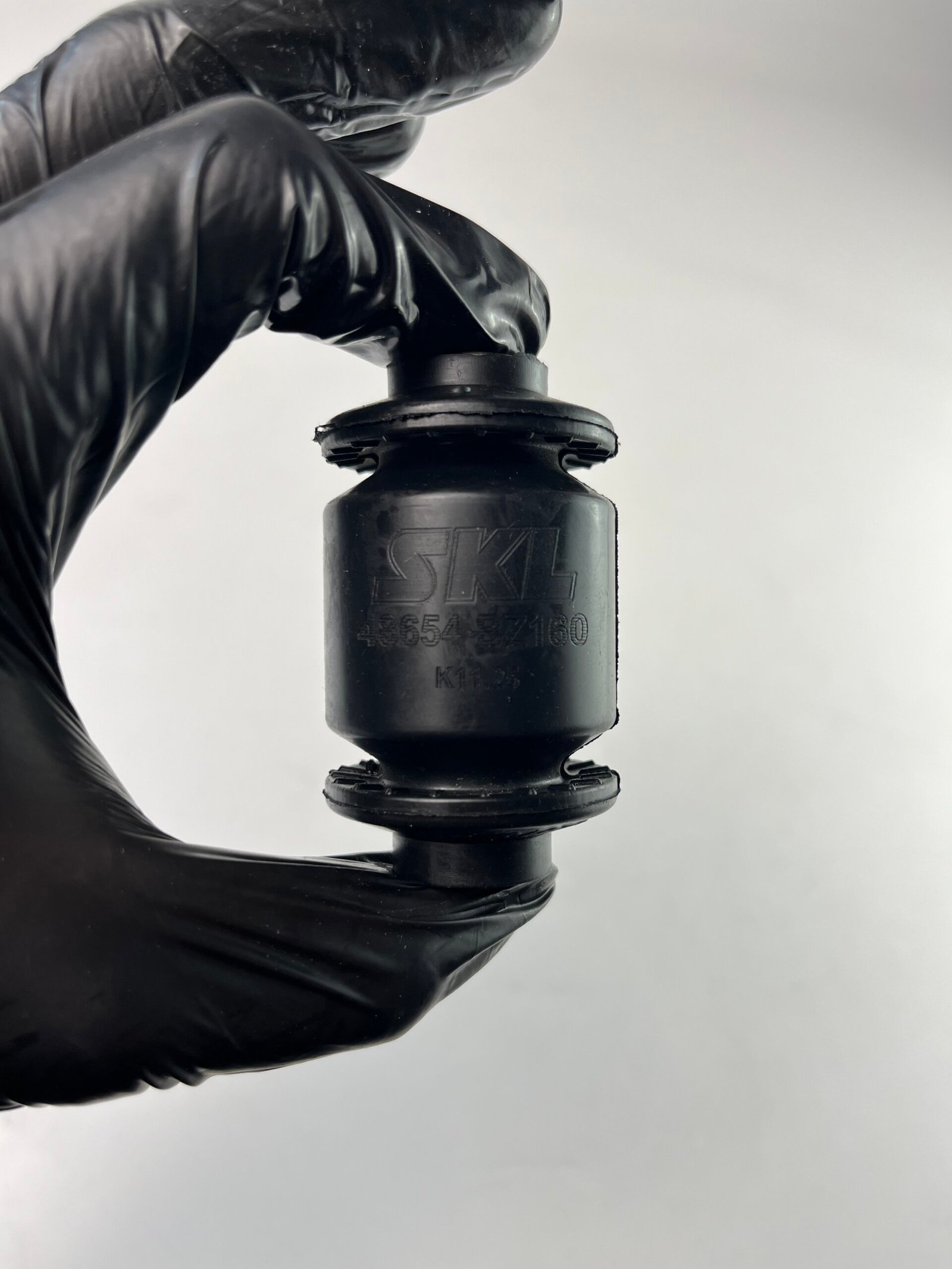 Bushing-Lower-Arm-Toyota-New-Avanza-48654-BZ160-SMALL